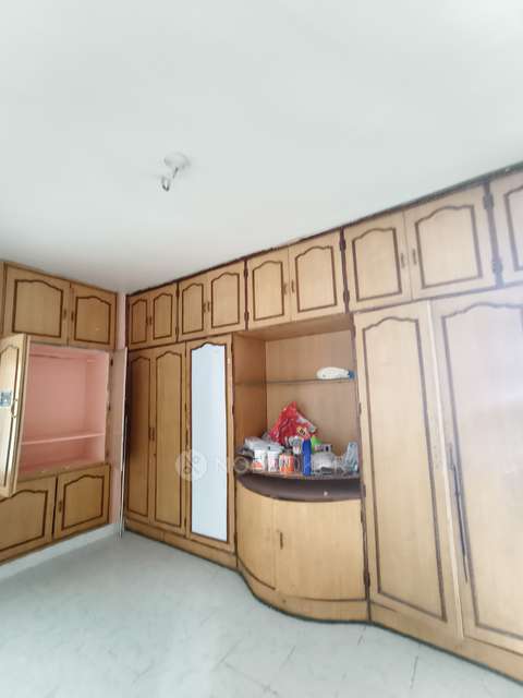 2 BHK Flat In Suryavamsi Apartment For Sale  In Tarnaka