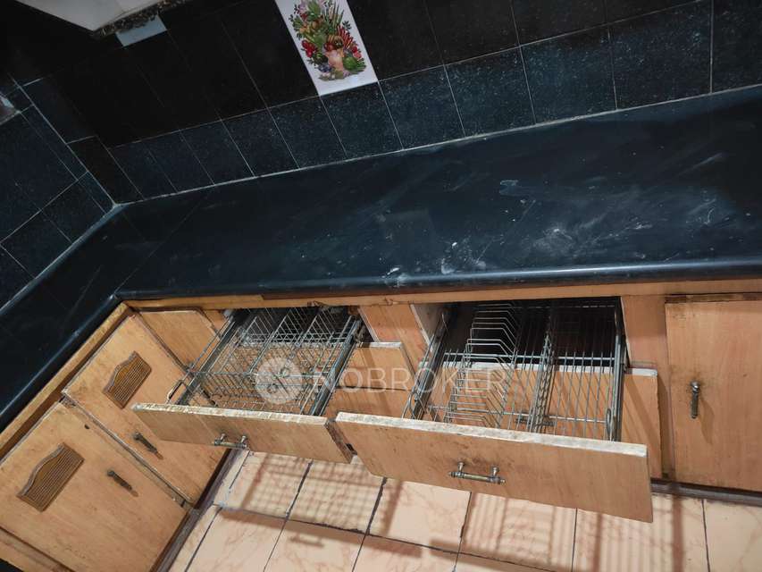 2 BHK Flat In Suryavamsi Apartment For Sale  In Tarnaka