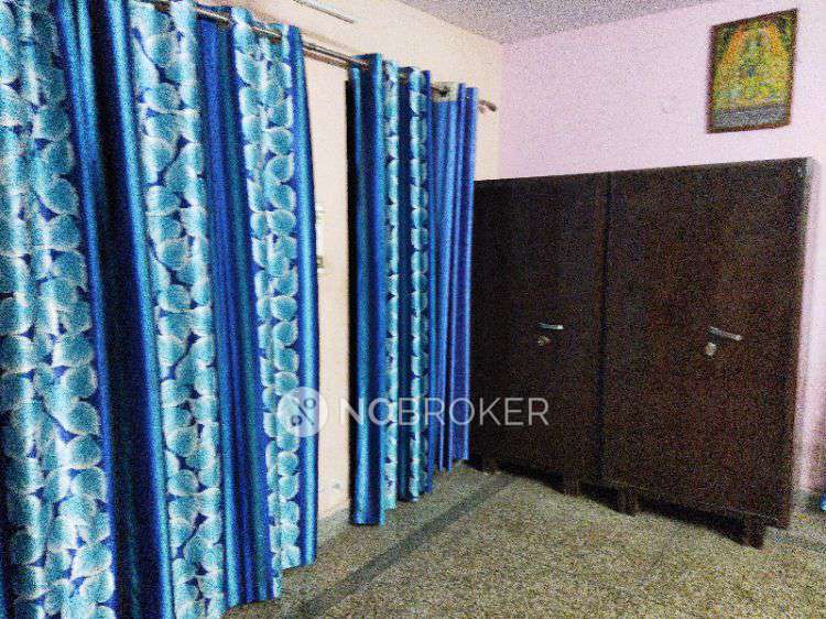 2 BHK House for Rent  In Model Town 3