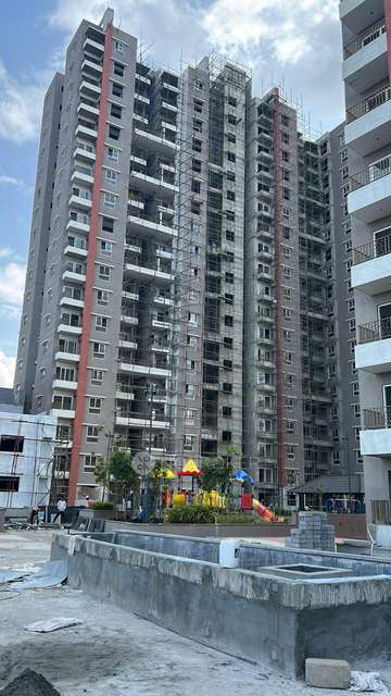 2 BHK Flat In Ajmera Lakeside Paradise, Yelahanka For Sale  In Yelahanka