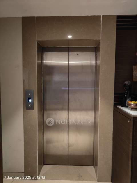 2 BHK Flat In Shreeji Paradise For Sale  In Kandivali West