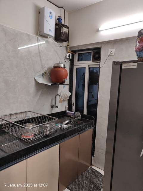 2 BHK Flat In Shreeji Paradise For Sale  In Kandivali West