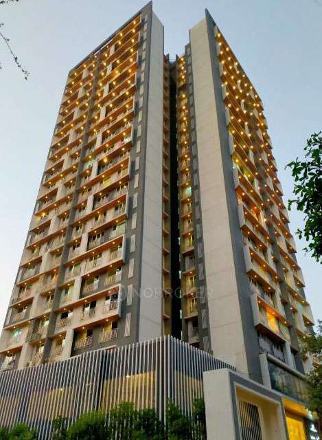 2 BHK Flat In Shreeji Paradise For Sale  In Kandivali West
