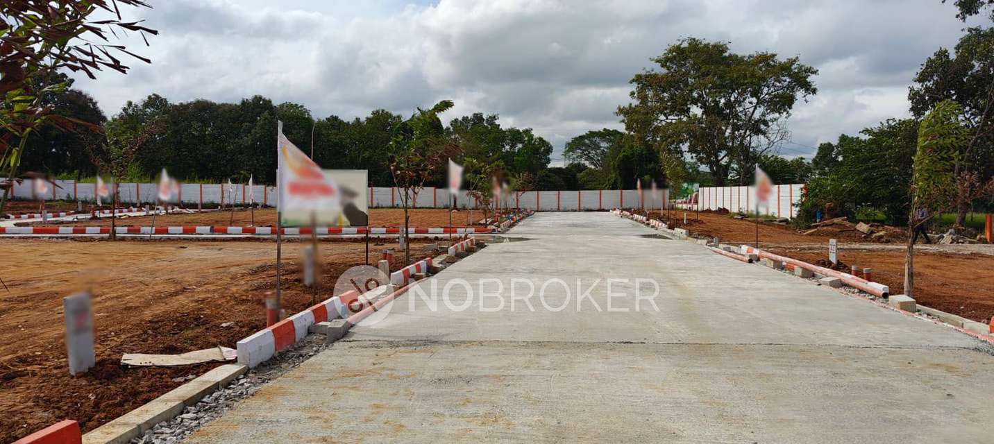 Plot For Sale  In Oraiyan Urben Serenity In Kanakpura Main Road