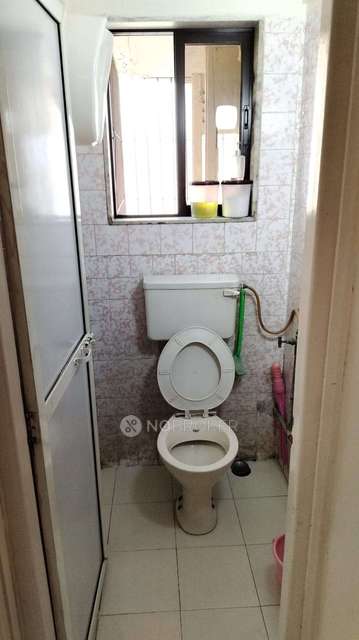 1 BHK Flat In Mahalakshmi Cooperative Society For Sale  In Jogeshwari West