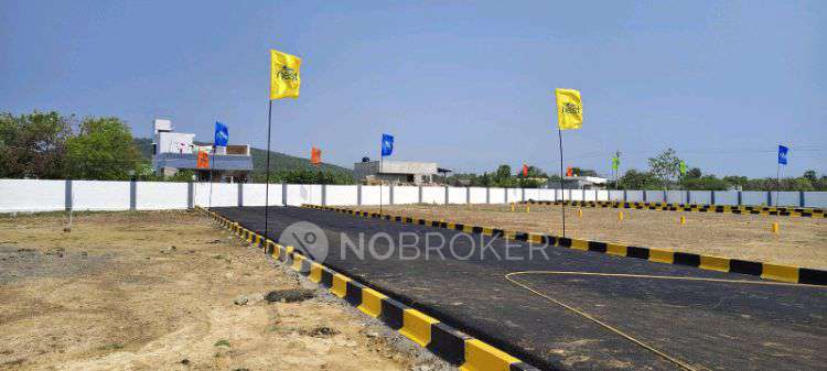 Plot For Sale  In Golden Square In Mambakkam