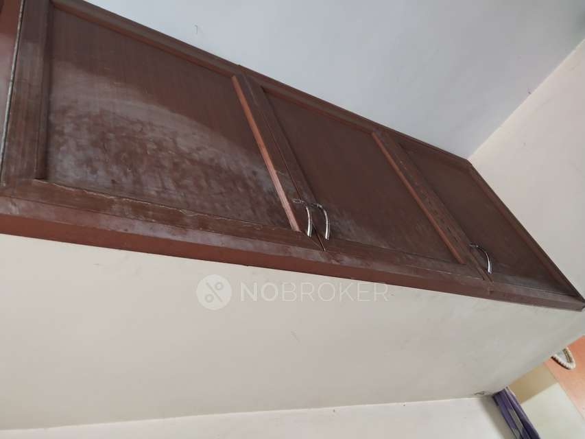 2 BHK Flat In Karumari Flats, Pozhichalur For Sale  In Pozhichalur