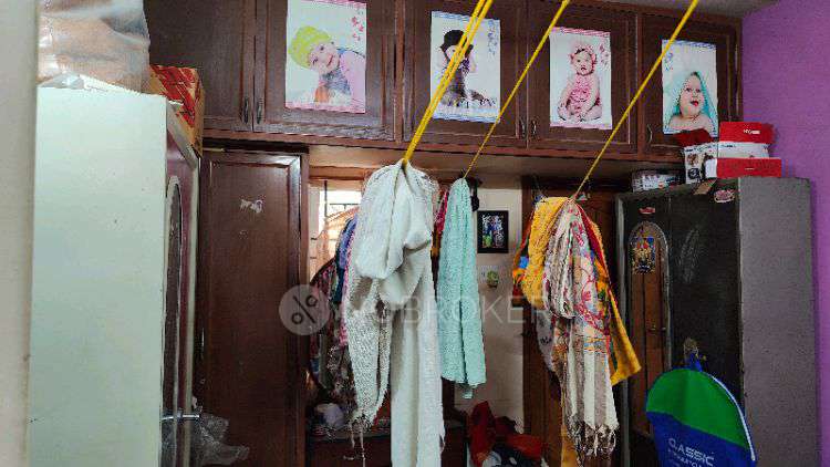 2 BHK Flat In Karumari Flats, Pozhichalur For Sale  In Pozhichalur