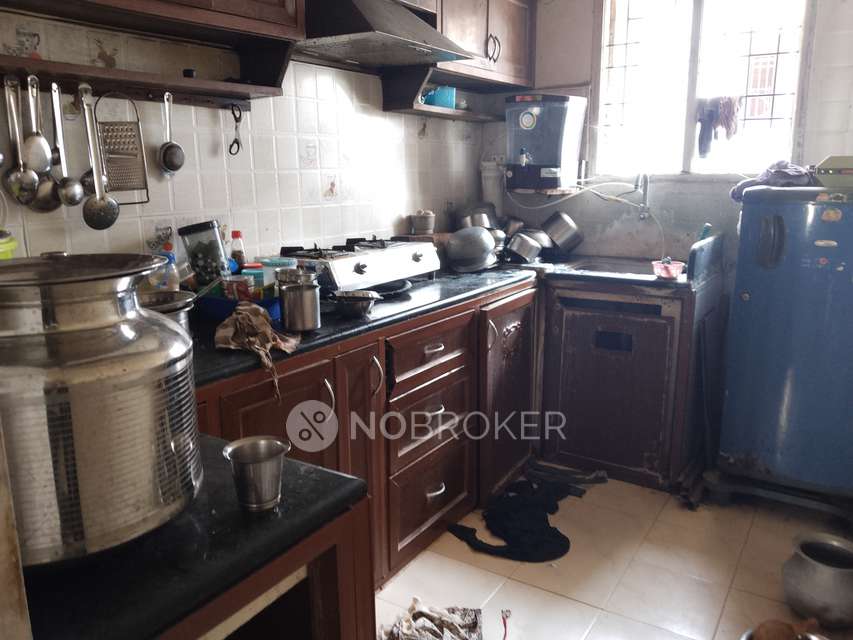 2 BHK Flat In Karumari Flats, Pozhichalur For Sale  In Pozhichalur