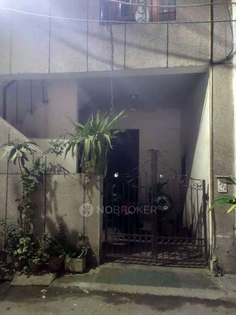 4+ BHK Flat For Sale  In Paschim Vihar