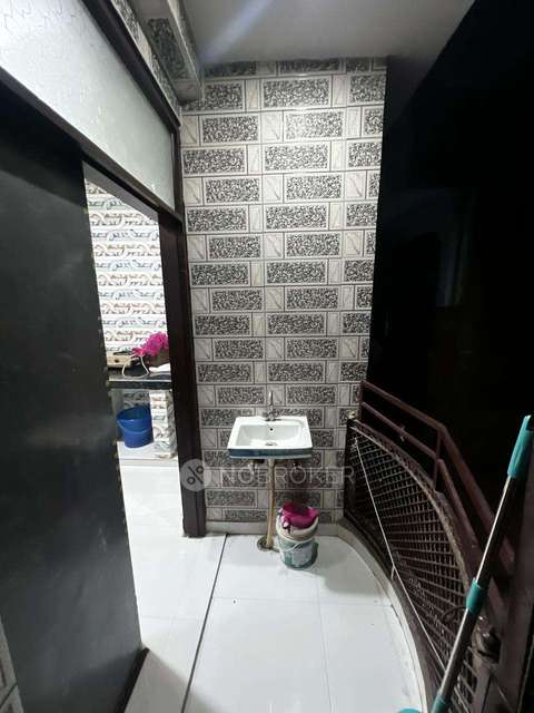 PG for Girls in Shahdara