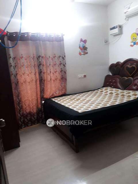 2 BHK Flat In Dwaraka Apartment For Sale  In Sholinganallur