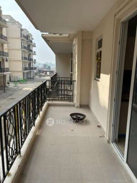 2 BHK Flat In Signature Global Park 4 And 5 for Rent  In Sohna - Gurgaon Rd