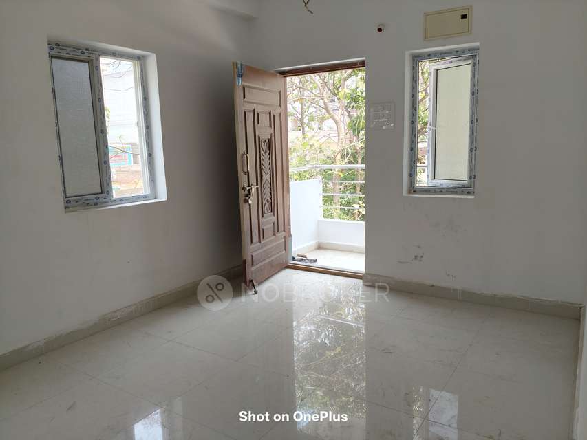 2 BHK Flat In Gold Flamingo Apartment For Sale  In Mallampet