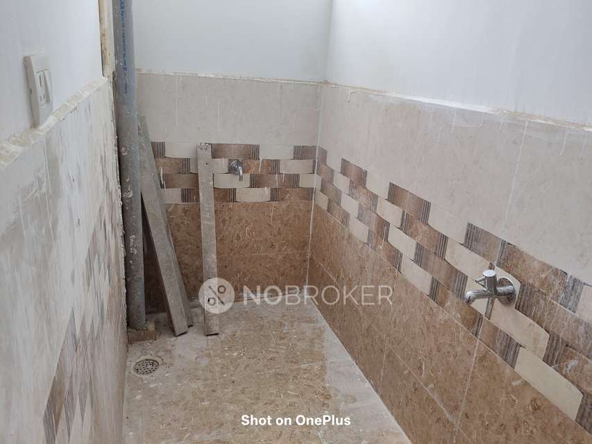 2 BHK Flat In Gold Flamingo Apartment For Sale  In Mallampet