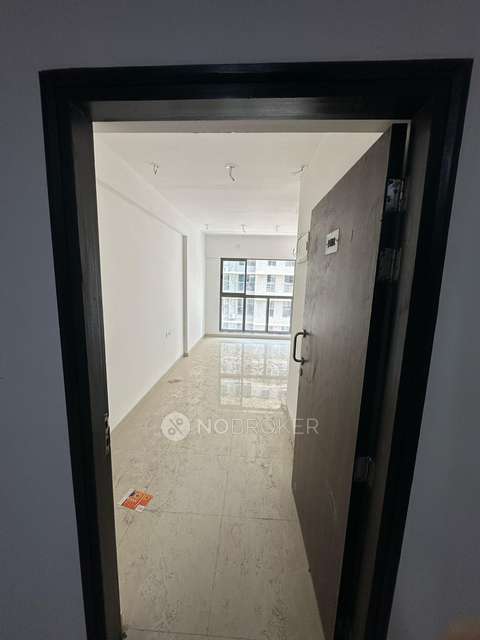 1 BHK Flat In Uk Luxecity For Sale  In Kandivali East