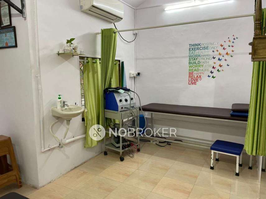 Shop in Malad West, Mumbai for sale 