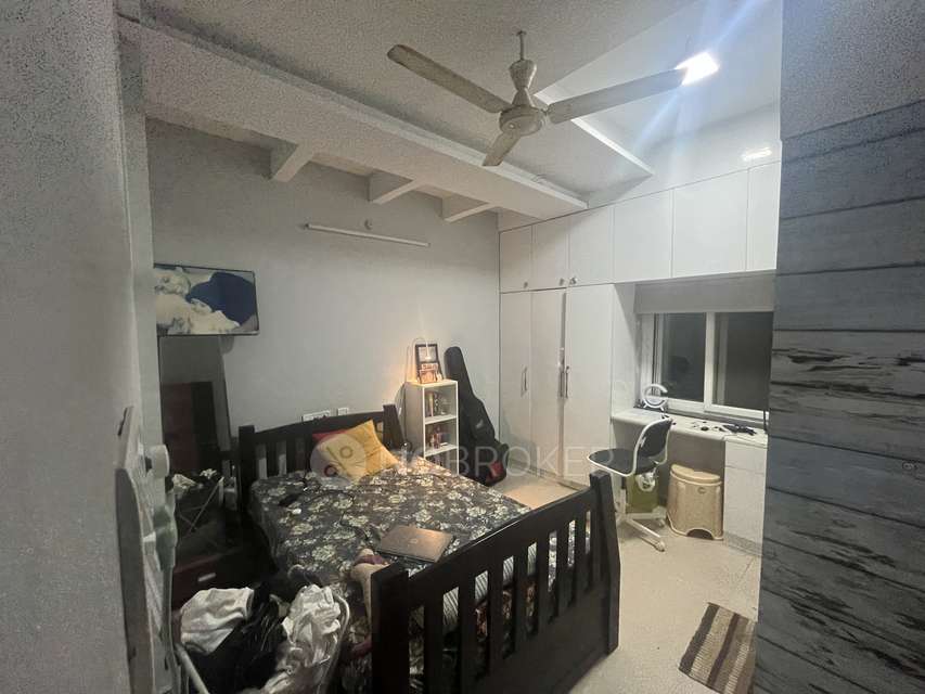 2 BHK Flat In Shreya Enclave For Sale  In Karkhana