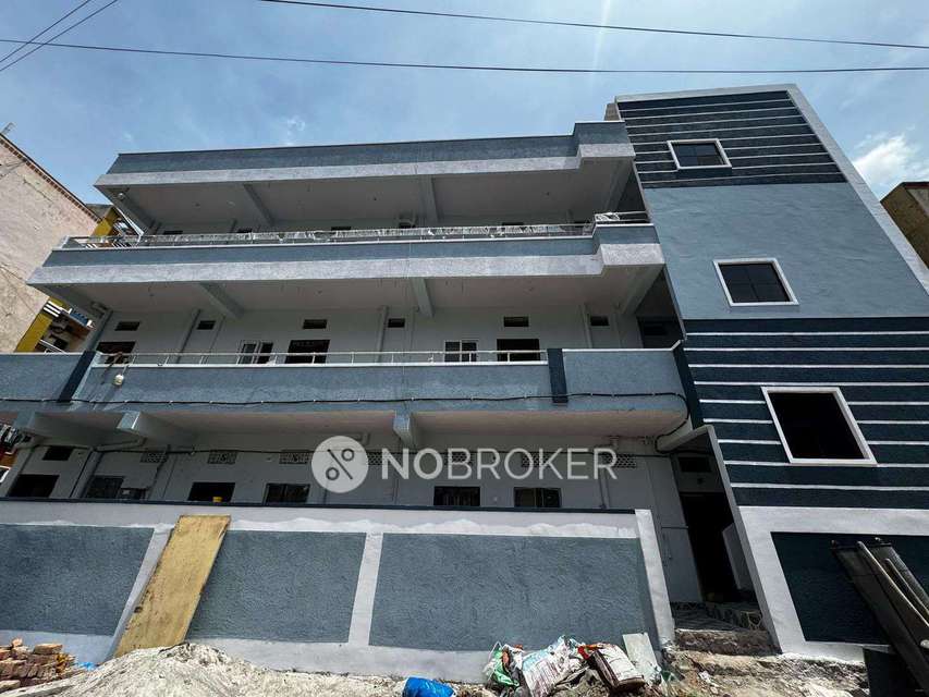 1 BHK Flat for Rent  In Begampet