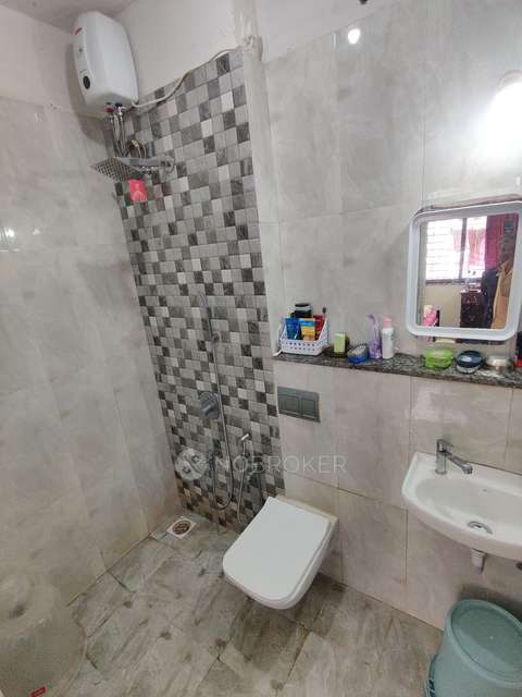 3 BHK Flat In Nirmal Zircon  For Sale  In Mulund West