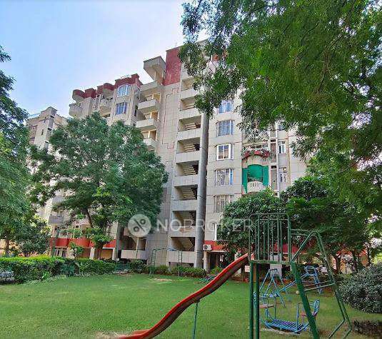 3 BHK Flat In Gurugram Sector 55 For Sale  In Brothers Apartment,plot 86