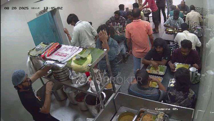 Restaurant/Cafe in Sree Shankara Veg Hotel, Chennai for sale 