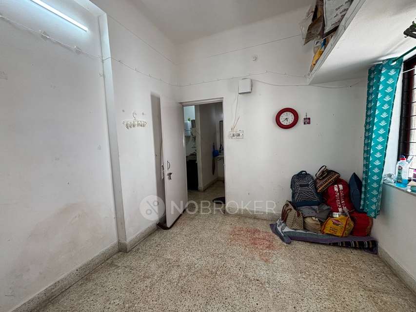 Shared Room for Female In 1 RK  In Koregaon Park