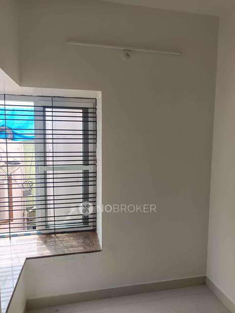 4+ BHK Flat In Padmashri Apartment  For Sale  In Peenya