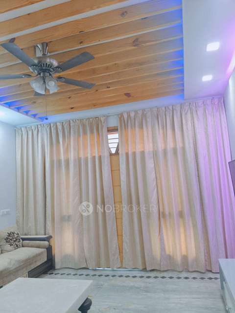 2 BHK Flat In St for Rent  In Sector 46