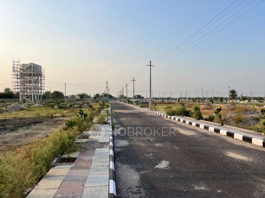 Plot For Sale  In Real Stone In Beeramguda