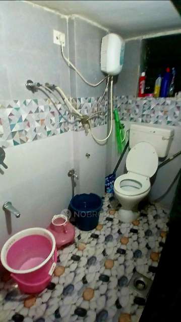 1 RK Flat In Shiv Ganesh Chaudhary Niwas  For Sale  In Mulund East