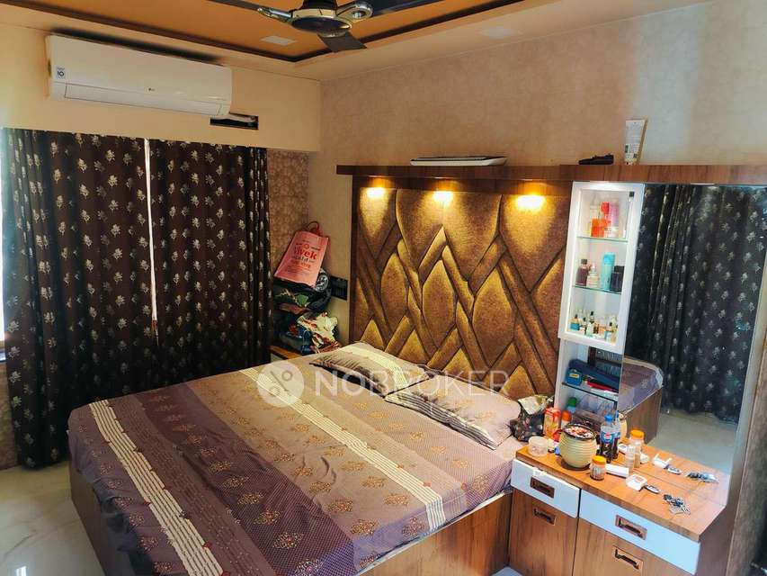 2 BHK Flat In Holy Complex For Sale  In Mira Road East