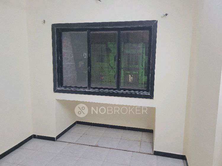 1 BHK Flat In Ng Park For Sale  In Dahisar East