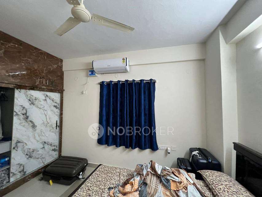 2 BHK Flat In Mig Chitrapuri Hills For Sale  In Manikonda