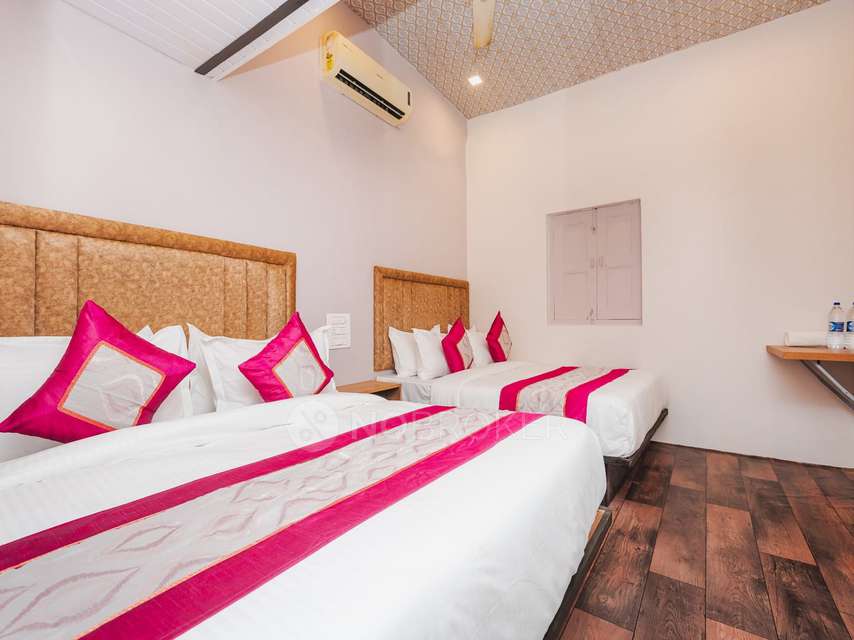 PG for Anyone in Afra Dormitory For Male & Female