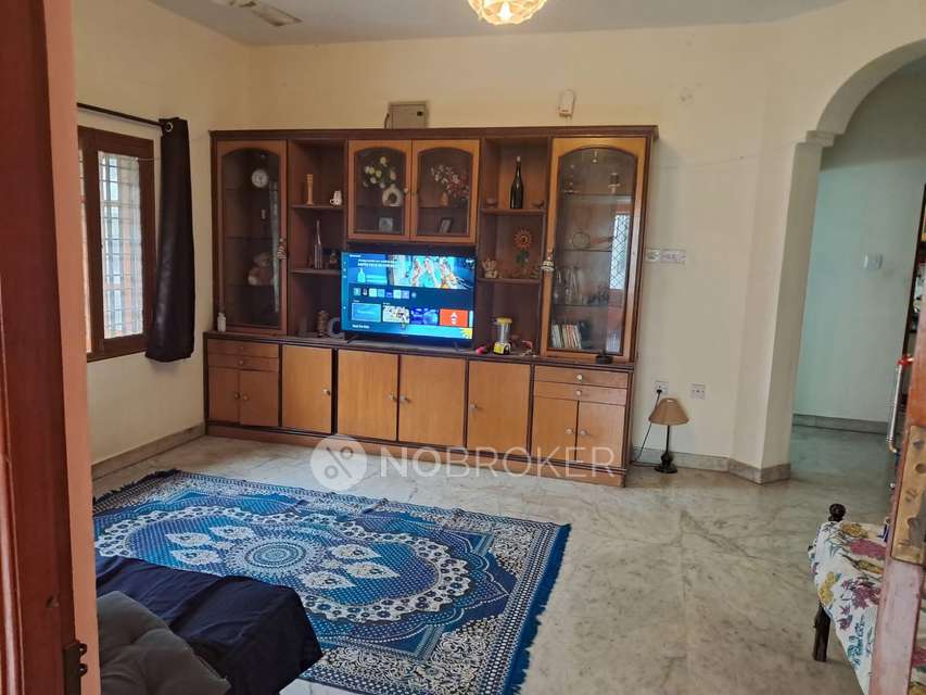 Single Room for Male In 3 BHK  In 621 In Brookefield