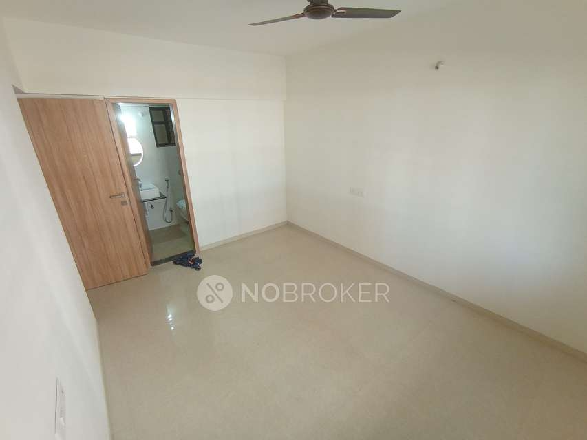 2 BHK Flat In Kohinoor Viva City for Rent  In Dhanori