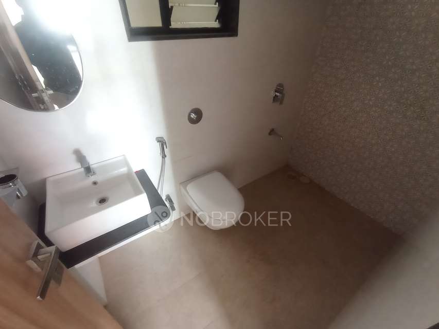 2 BHK Flat In Kohinoor Viva City for Rent  In Dhanori