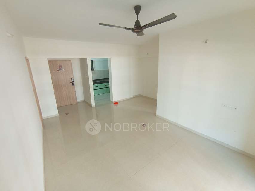 2 BHK Flat In Kohinoor Viva City for Rent  In Dhanori