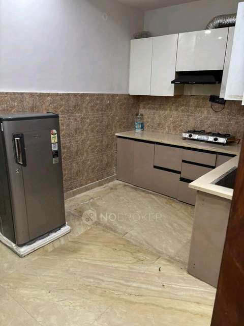 PG for Anyone in Block G, Laxmi Nagar