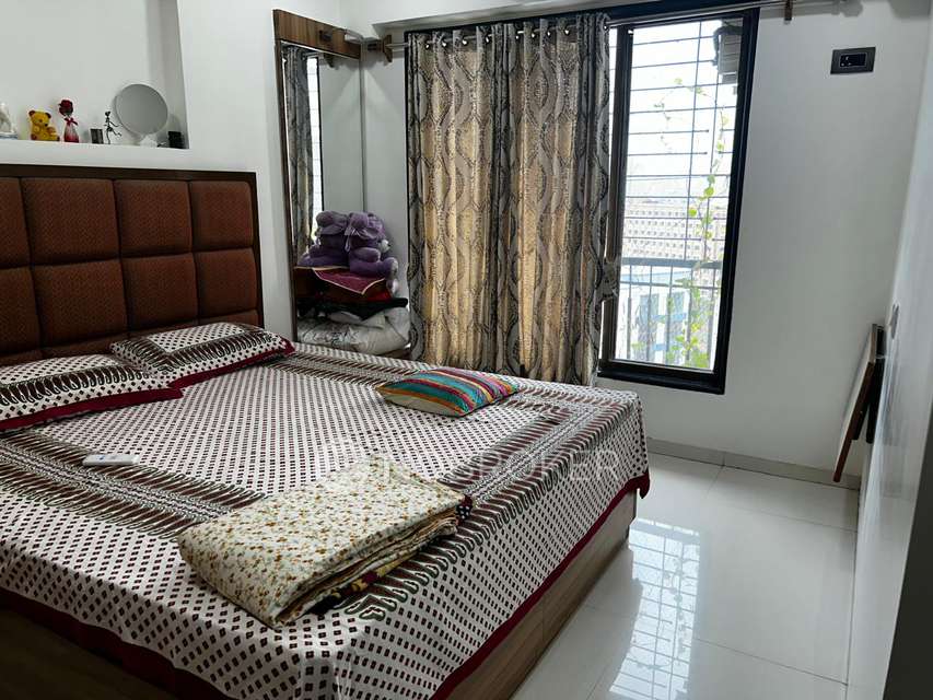 2 BHK Flat In Rna Ng Silver Spring, Mira Road East For Sale  In Mira Road East