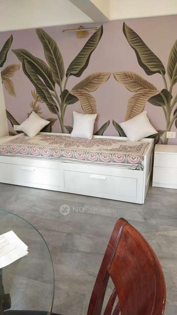 Commercial Property in Malabar Hill, Mumbai for Rent 