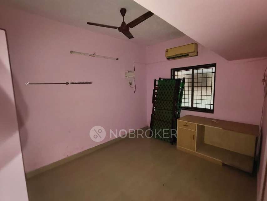 2 BHK Flat In Elite Residency For Sale  In Urapakkam
