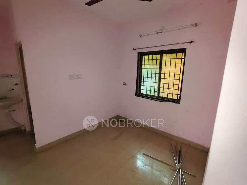 2 BHK Flat In Elite Residency For Sale  In Urapakkam