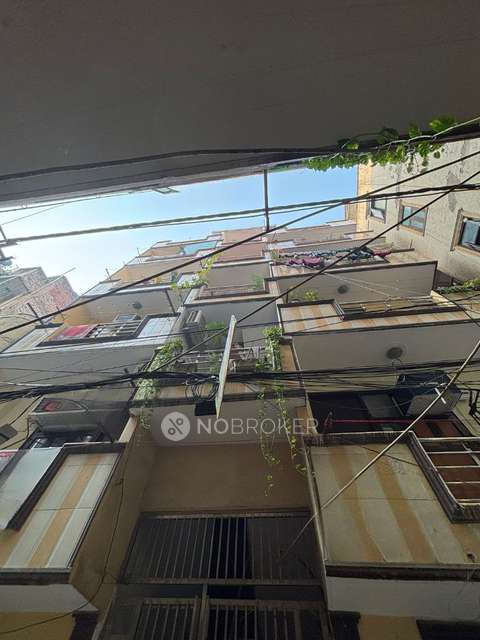 4 BHK Flat In Govind Puri For Sale  In Govindpuri