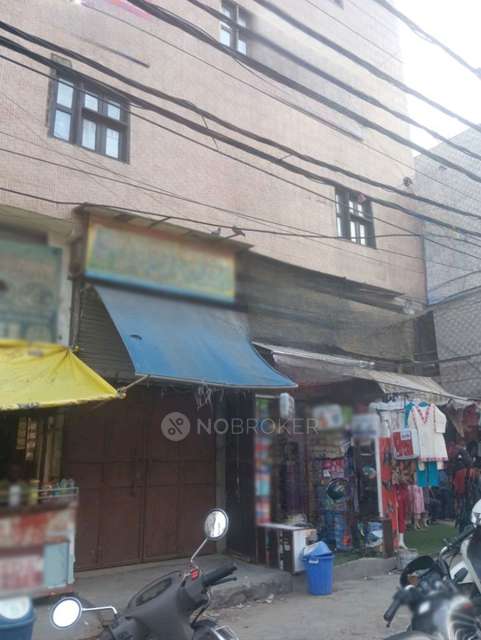 2 BHK Flat for Rent  In Rohini