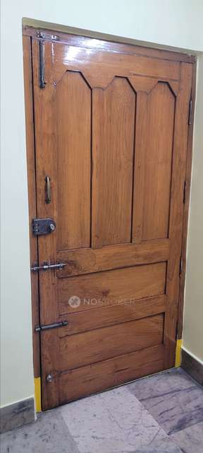 2 BHK Flat In Alladdin Mansion For Sale  In Begumpet