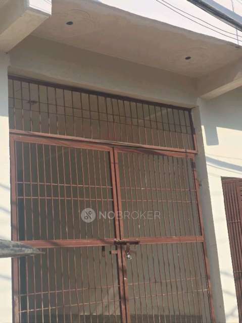 Godown/Warehouse in Sector 62, Ghaziabad for Rent 