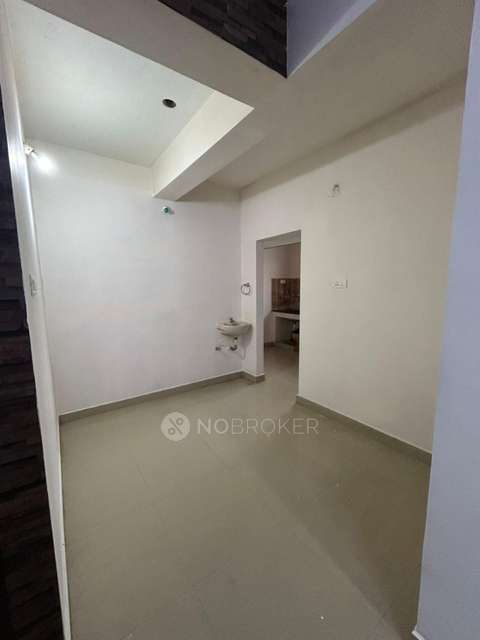 2 BHK Flat In Vasan Arun Apartment For Sale  In Chromepet