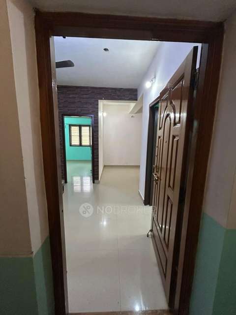 2 BHK Flat In Vasan Arun Apartment For Sale  In Chromepet